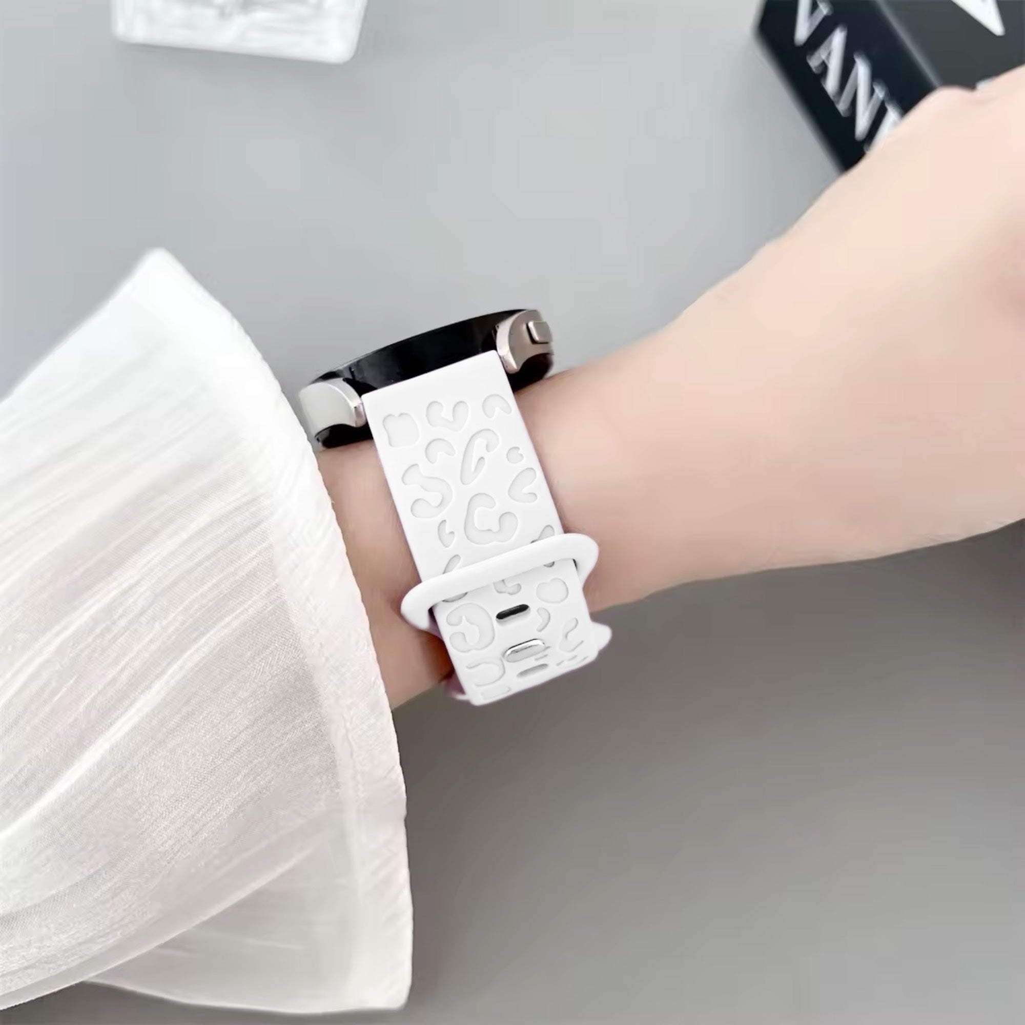 Samsung Galaxy Watch Silikon Panther Armband - weiß