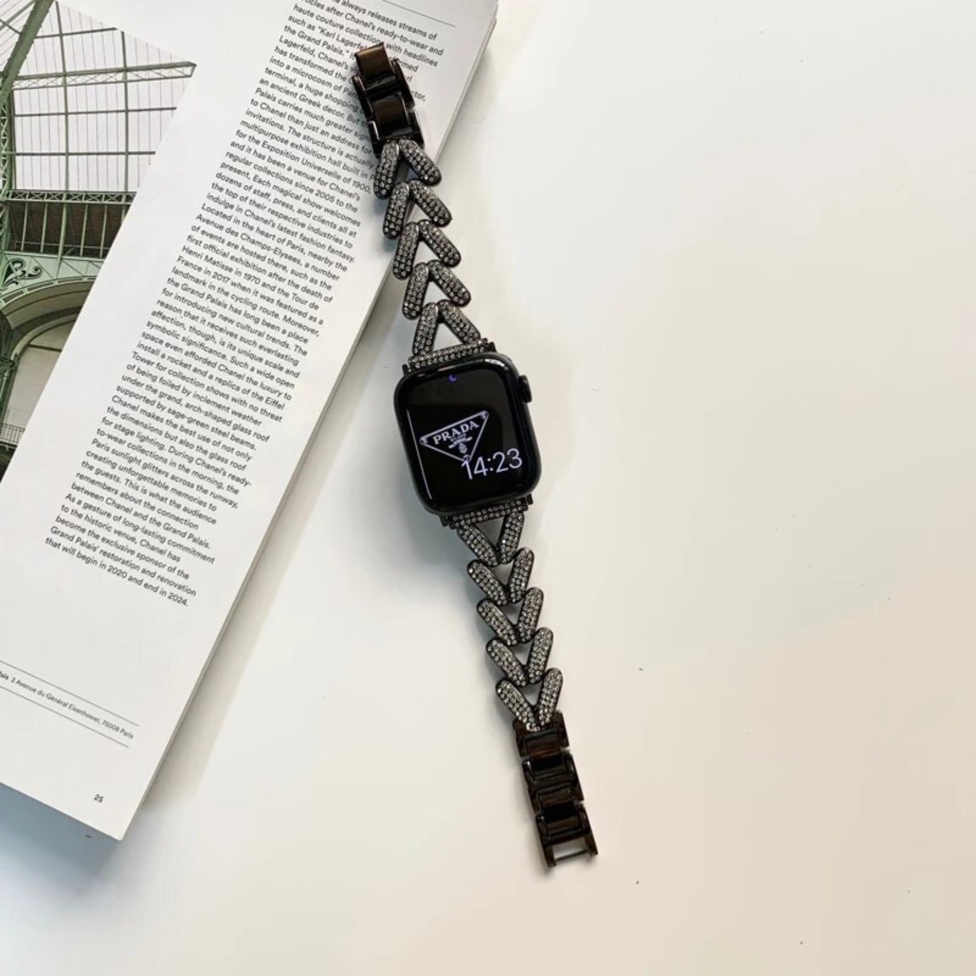 Apple Watch diamond V bandje - zwart
