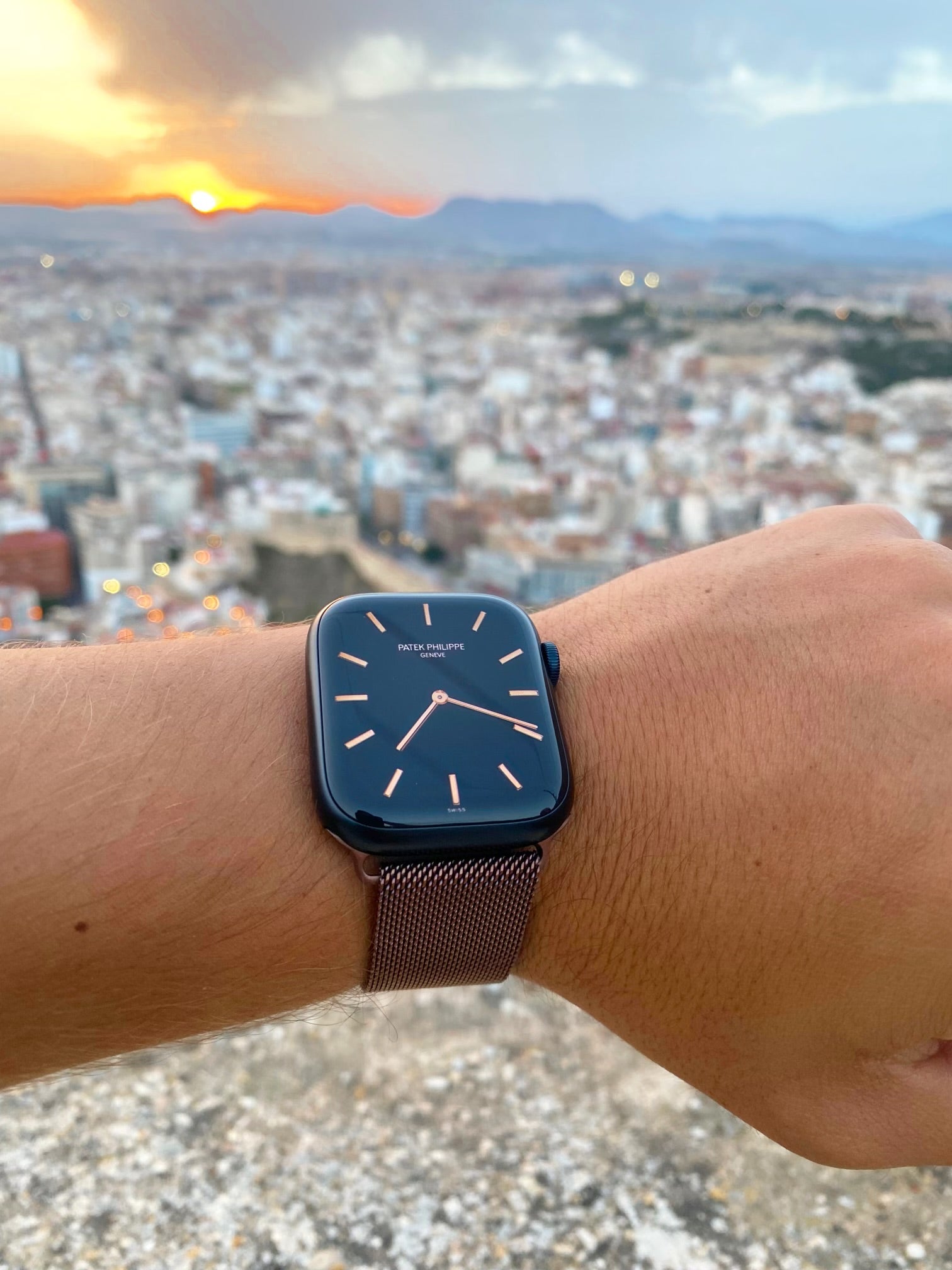 Apple Watch milanese band - bruin
