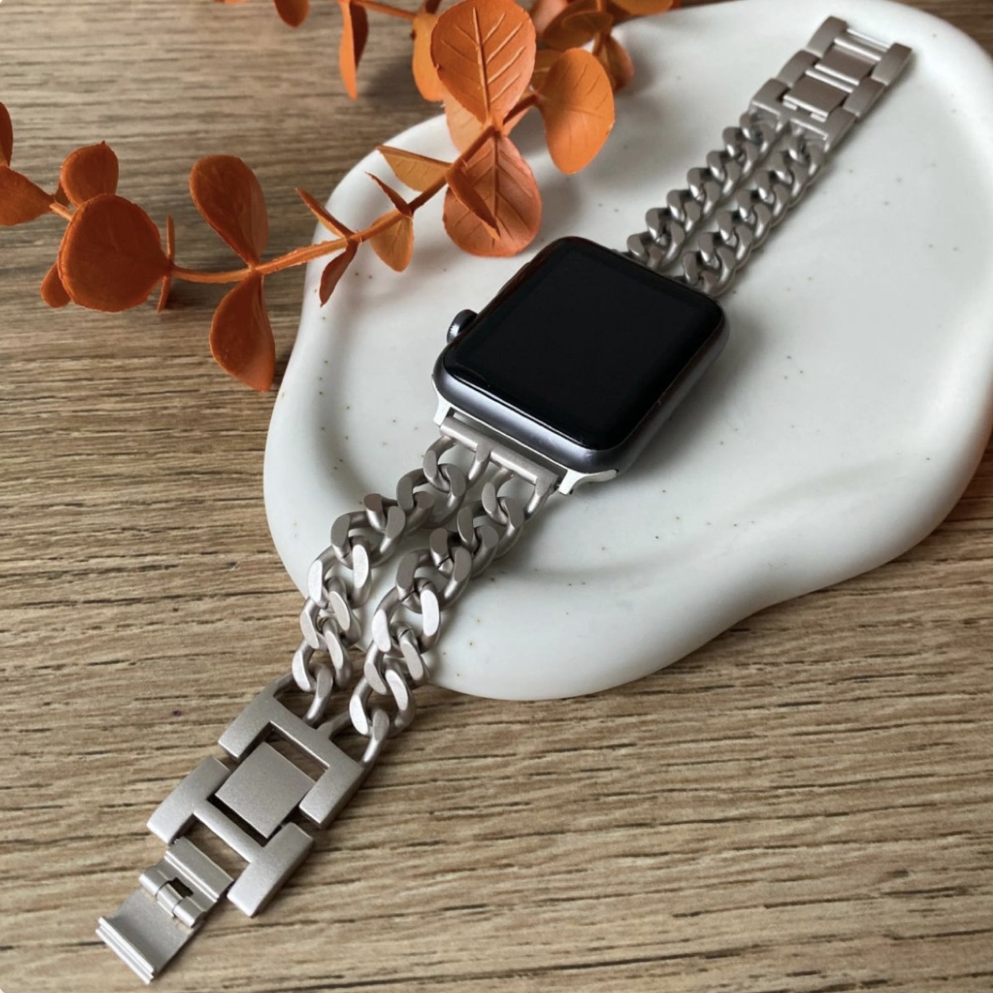 Apple Watch-Doppelkettengliederarmband – Sternenlicht