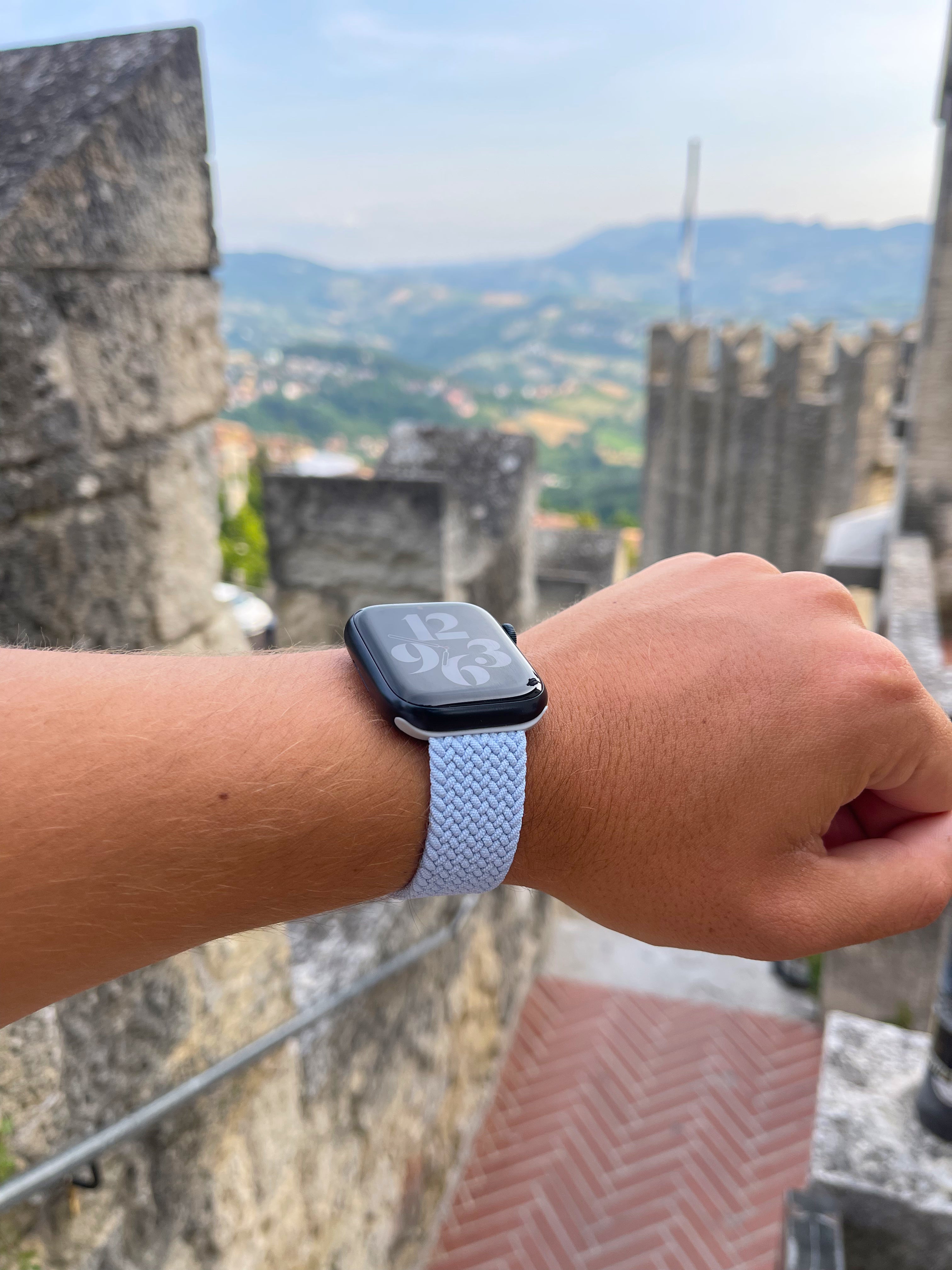 Geflochtenes Soloarmband für die Apple Watch – Babyblau