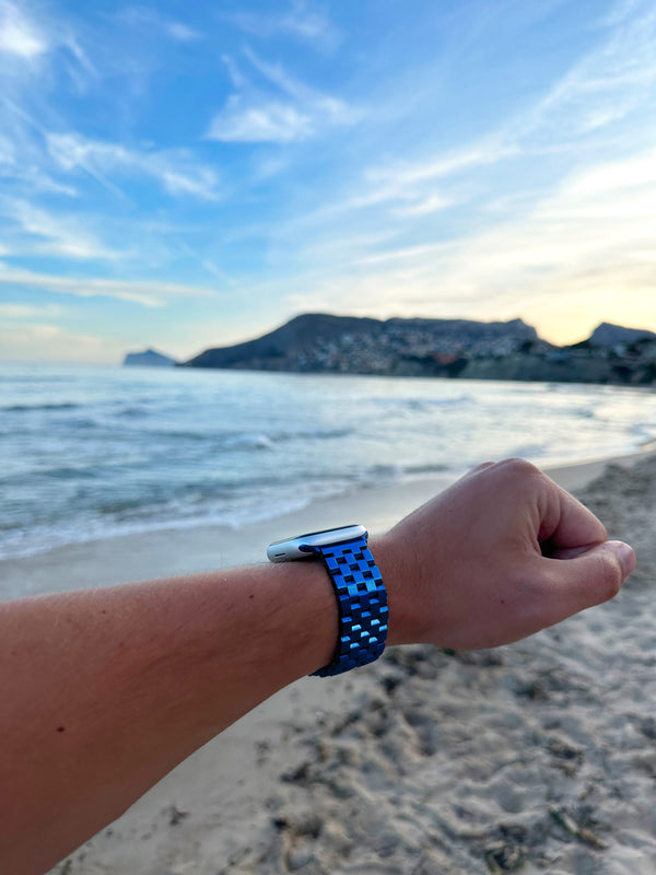 Apple Watch cube band - blue