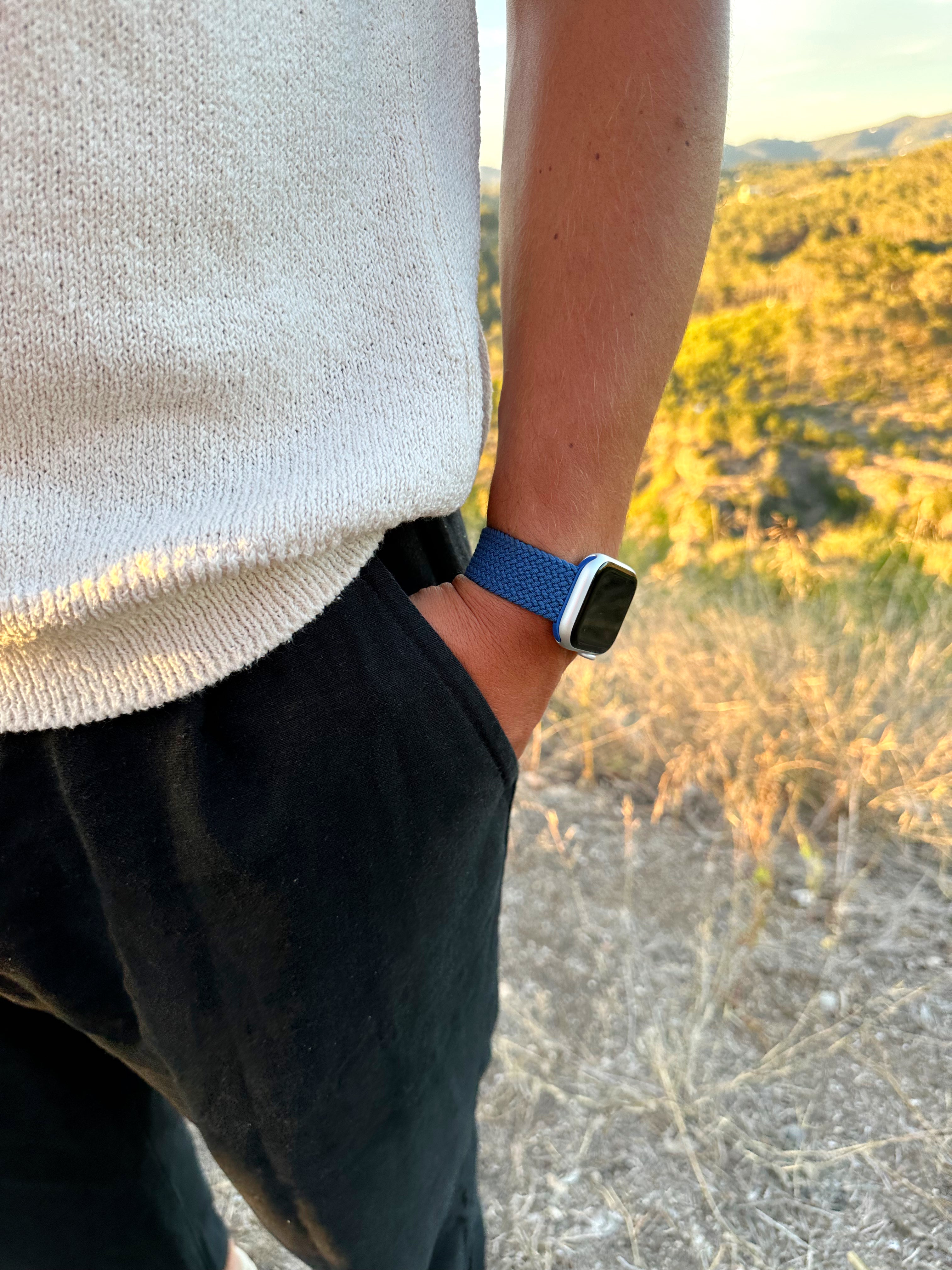 Geflochtene Solo-Schlaufe für die Apple Watch – Meeresblau