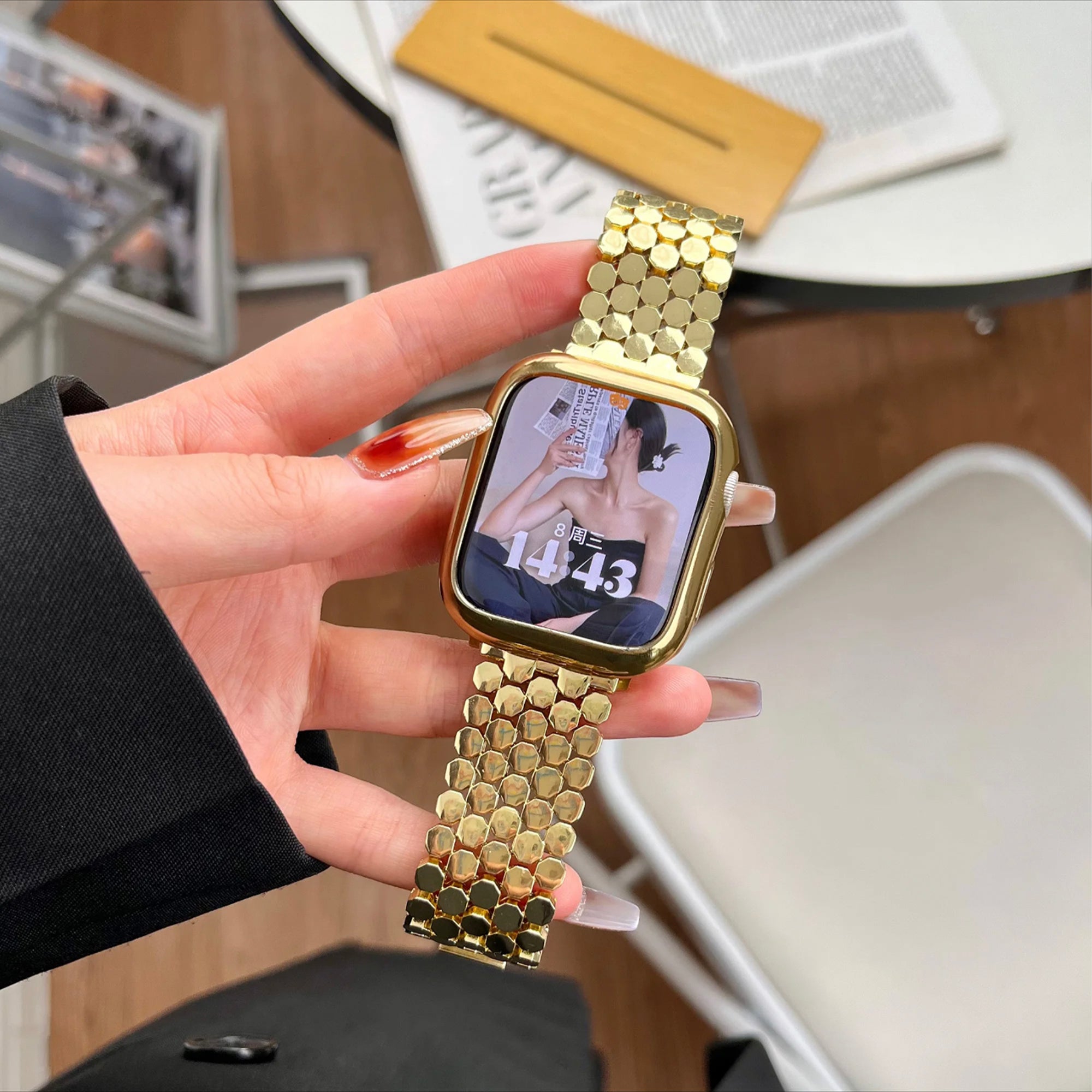 Apple Watch honey band - gold