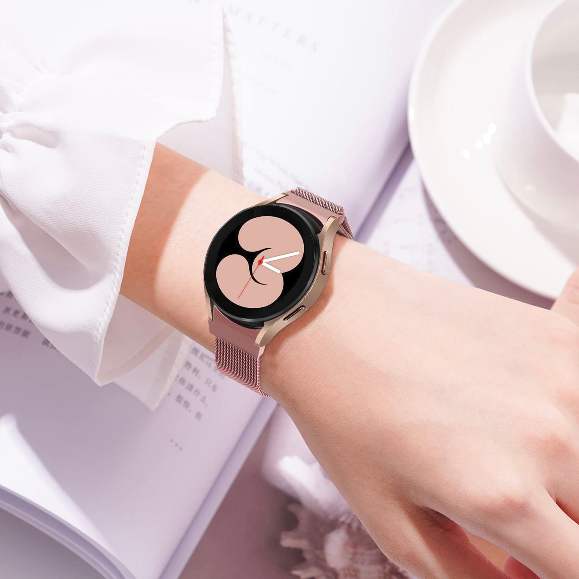 Samsung Galaxy Watch milanese band voor watch 4/5/5pro  - roze
